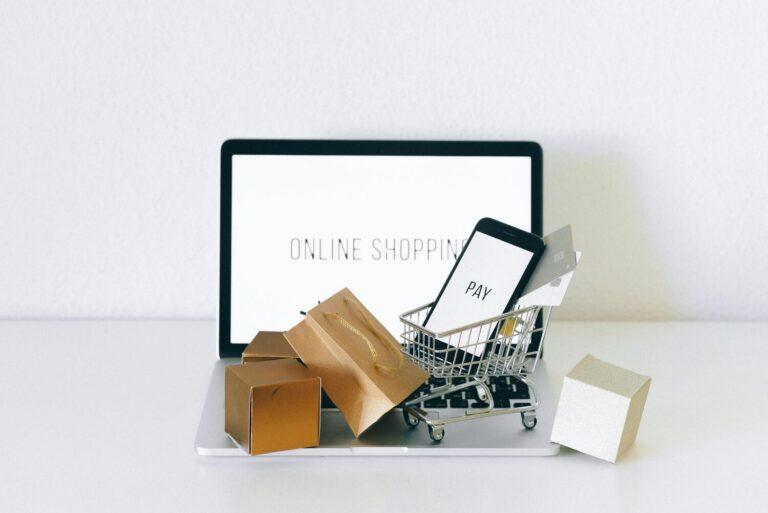 Top 9 eCommerce App Development Trends to Watch in 2025